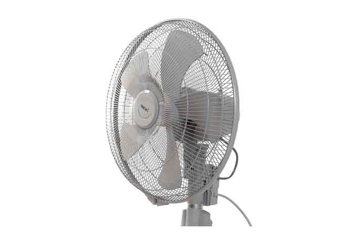 Quạt sàn công nghiệp Hatari 5 cánh IS18M1 126W